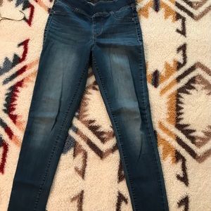 Old Navy Rockstar jeggings